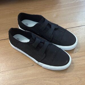 Black Slip-On Sneakers